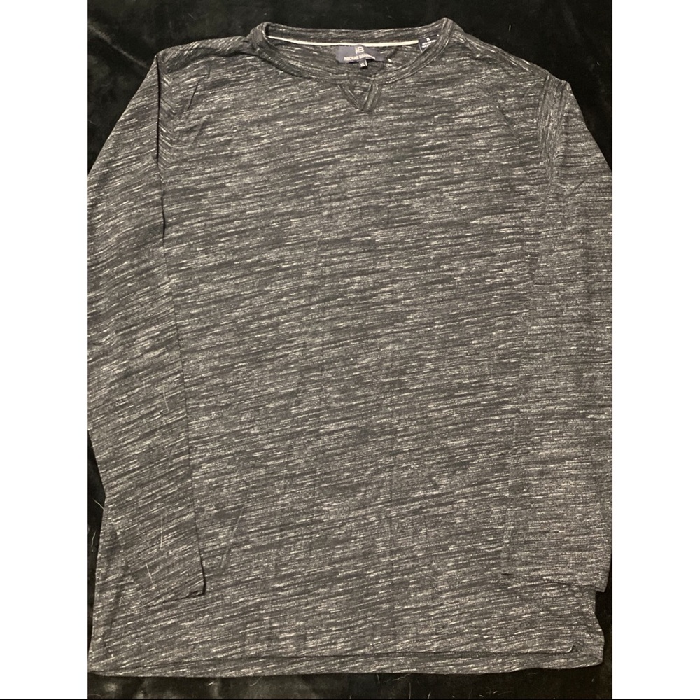 Michael Brandon Graphic V-Neck Long Sleeve